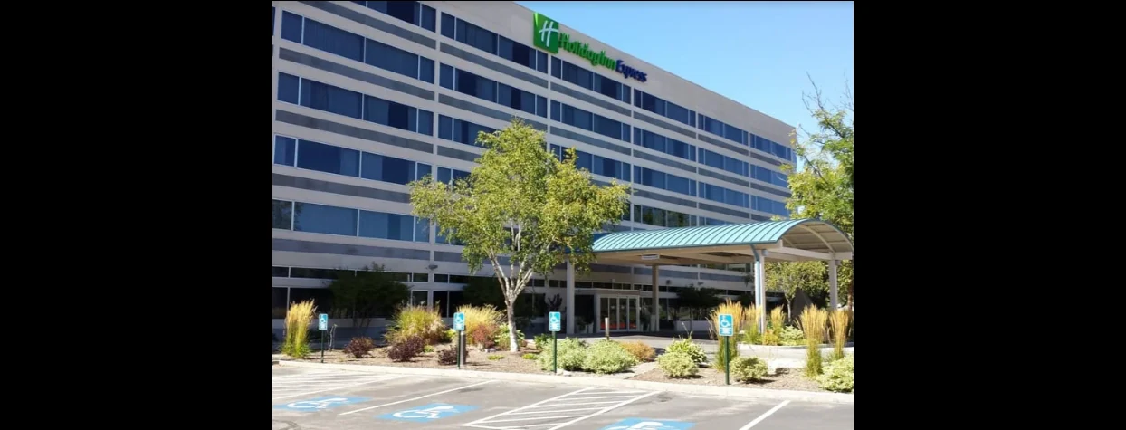 Holiday Inn Express Boise–University Area hotel used by the hotel + parking product